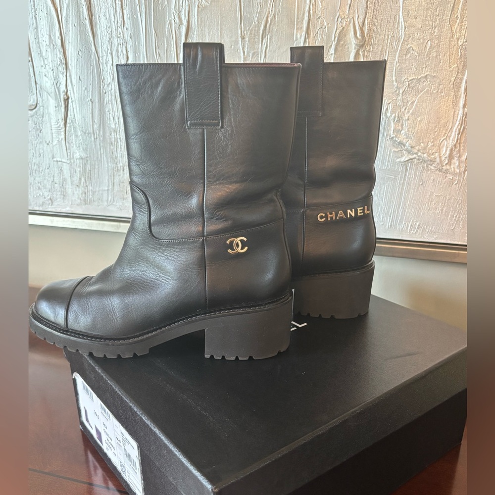 Chanel Women's Black Calfskin CC boots